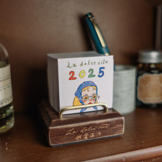 La Dolce Vita Mini Calendar 2025: Today is a good day